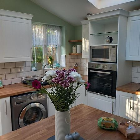 Waveney Villa Belfast Eksteriør bilde