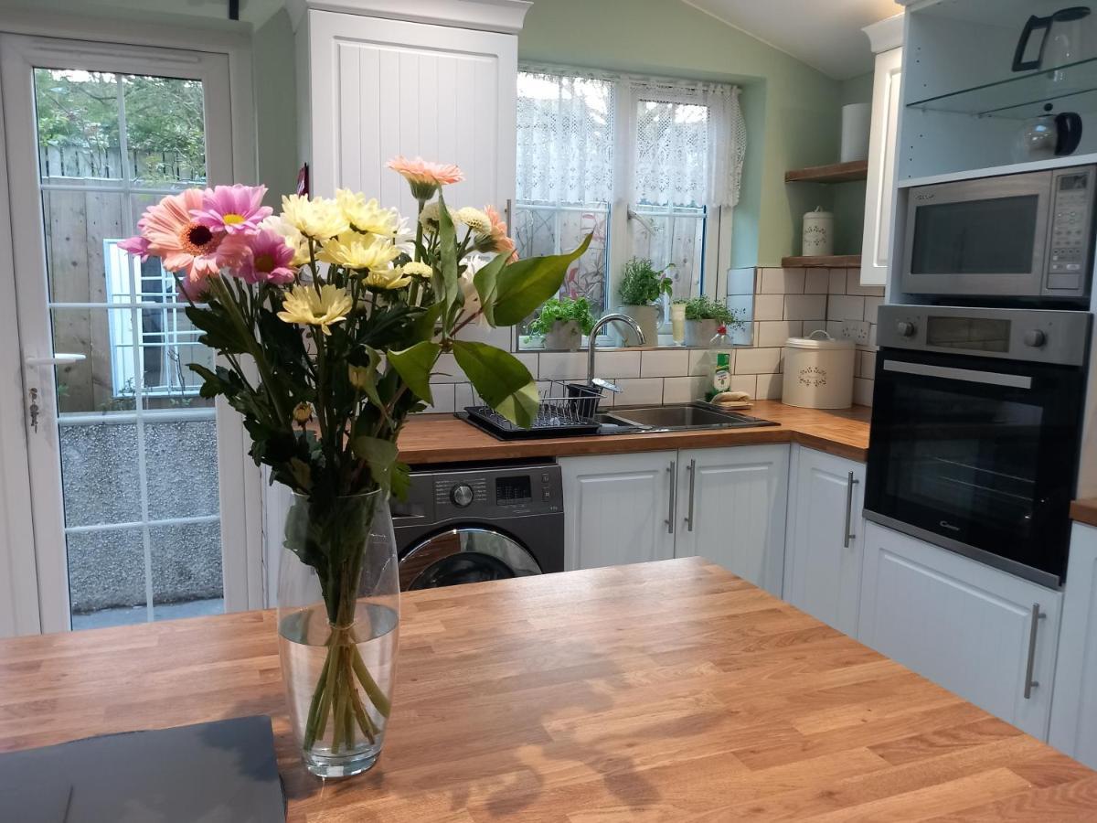 Waveney Villa Belfast Eksteriør bilde